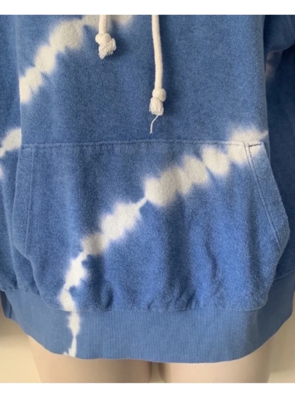 Wild Fable Periwinkle Blue White Tie Dye Terrycloth Hoodie Sweatshirt XS$24 $47 - Picture 4 of 6